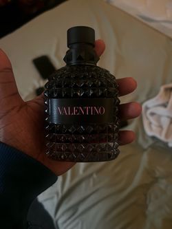 Valentino EAU DE PARFUM INTENSE