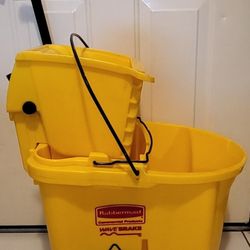 RUBBERMAID COMMERCIAL SIDE-PRESS BUCKET & WRINGER
