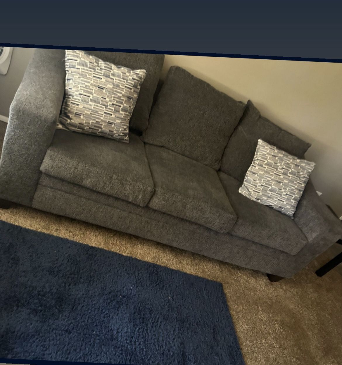 Sofa/loveseat