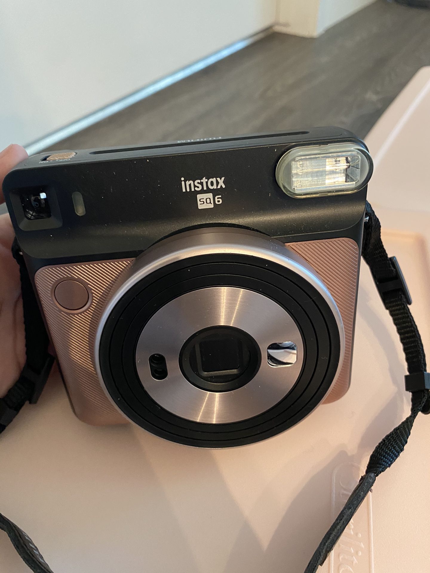 Fujifilm Instax SQ 6 Polaroid Camera