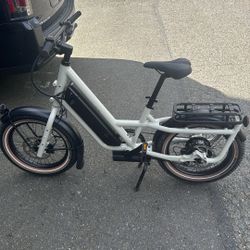 SPECIALIZED GLOBE HAUL ST ELECTRIC CARGO BIKE