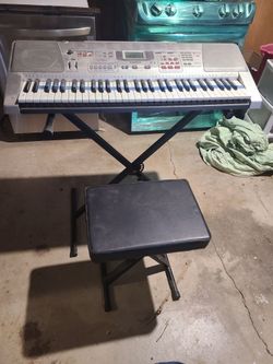 Electronic piano