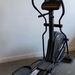 NordicTrack Elite 1300 Elliptical