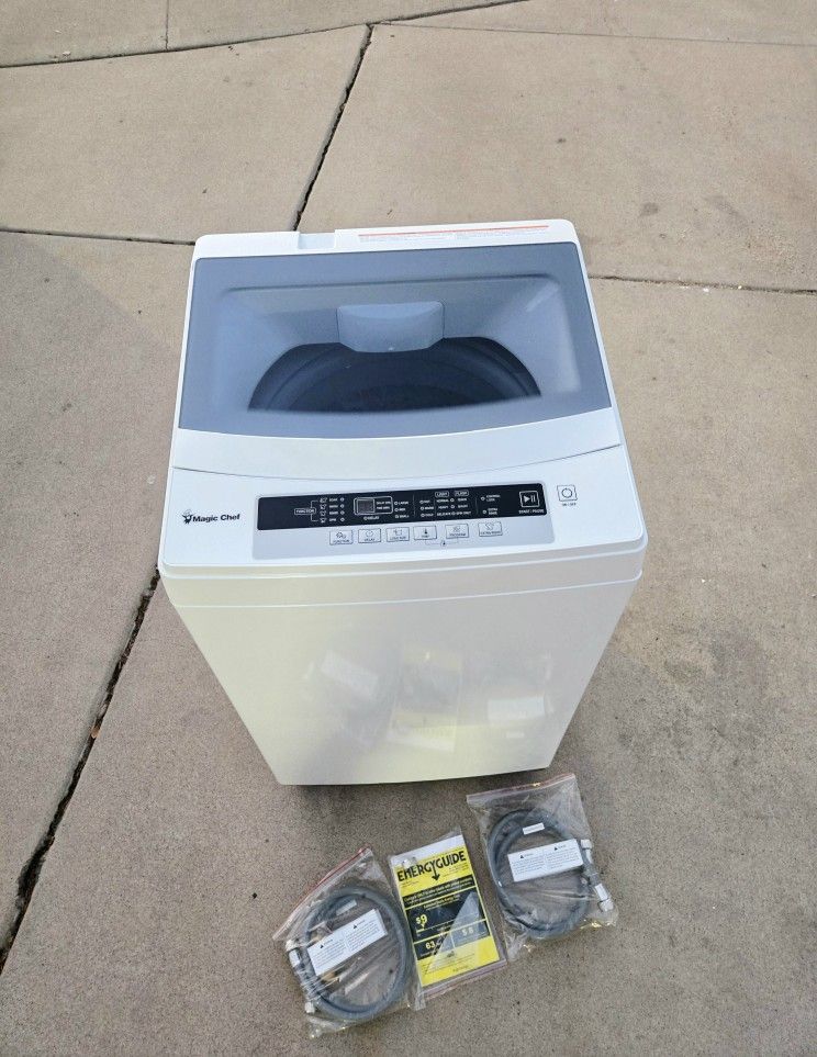 Magic Chef
1.7 cu. ft. Portable Compact Top Load Washer in White