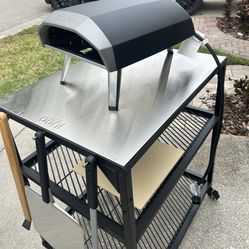 Ooni Koda 12 Gas Pizza Oven, Accessories, and Set