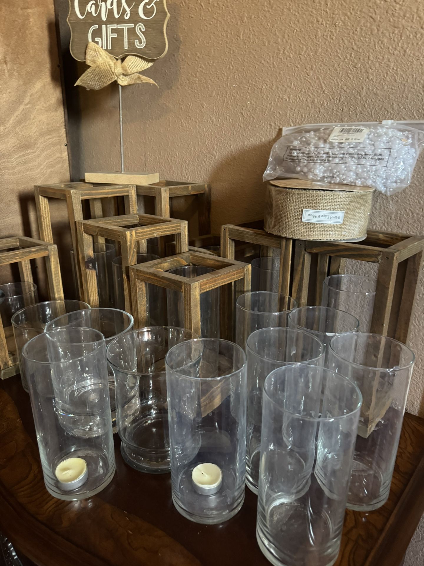Burlap Wedding Decorations