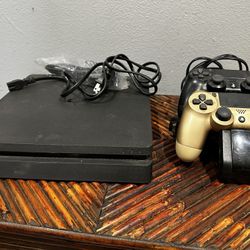 Ps4 Console With Wireless Controls