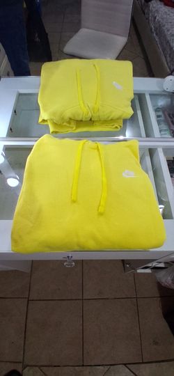 Nike Sportswear Club Fleece Pullover Hoodie