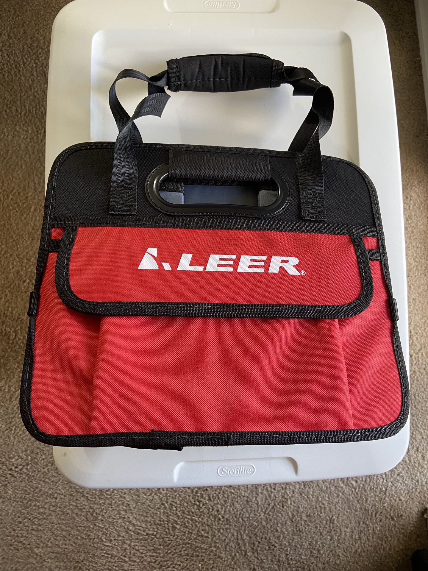 LEER CARGO CADDY