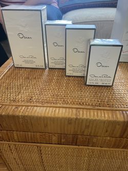 Oscar De La Renta Perfume