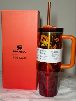 Limited Edition Stanley x Karol G 40oz Quencher - Brand New in Box 🌸🔥