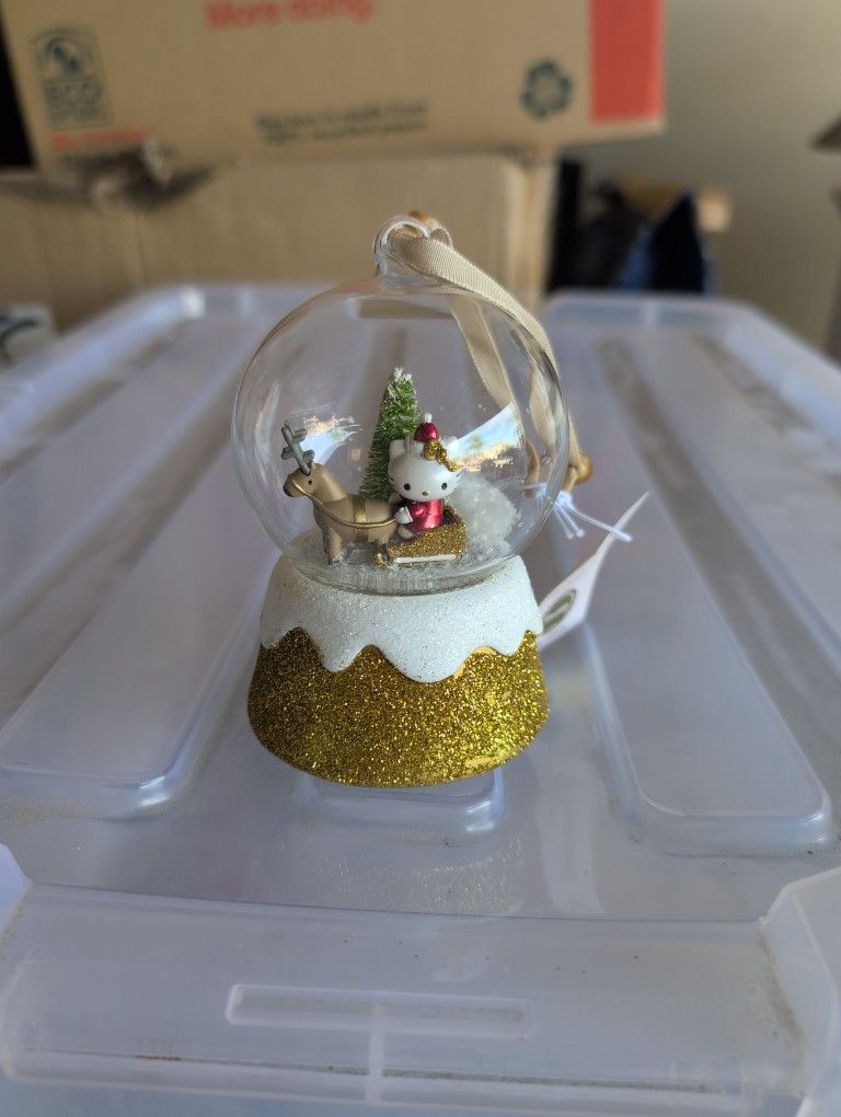 Hello Kitty Snow Globe Ornament.