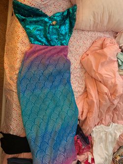 Mermaid tail for blanket
