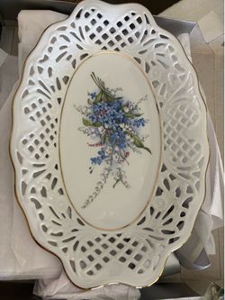 Schumann Bavaria Bowl Vintage Pierced Lattice Oval 7.75”