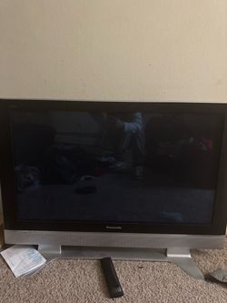 Old Panasonic TV (works)