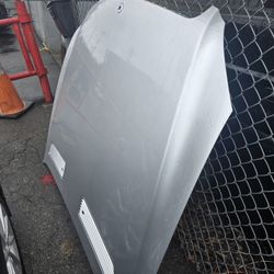 Mercedes S550 Hood