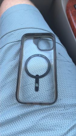 iphone 15 ZAGG Magnify Case USED