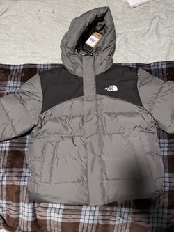 BRAND NEW NORTH FACE PUFFER JACKET $125
