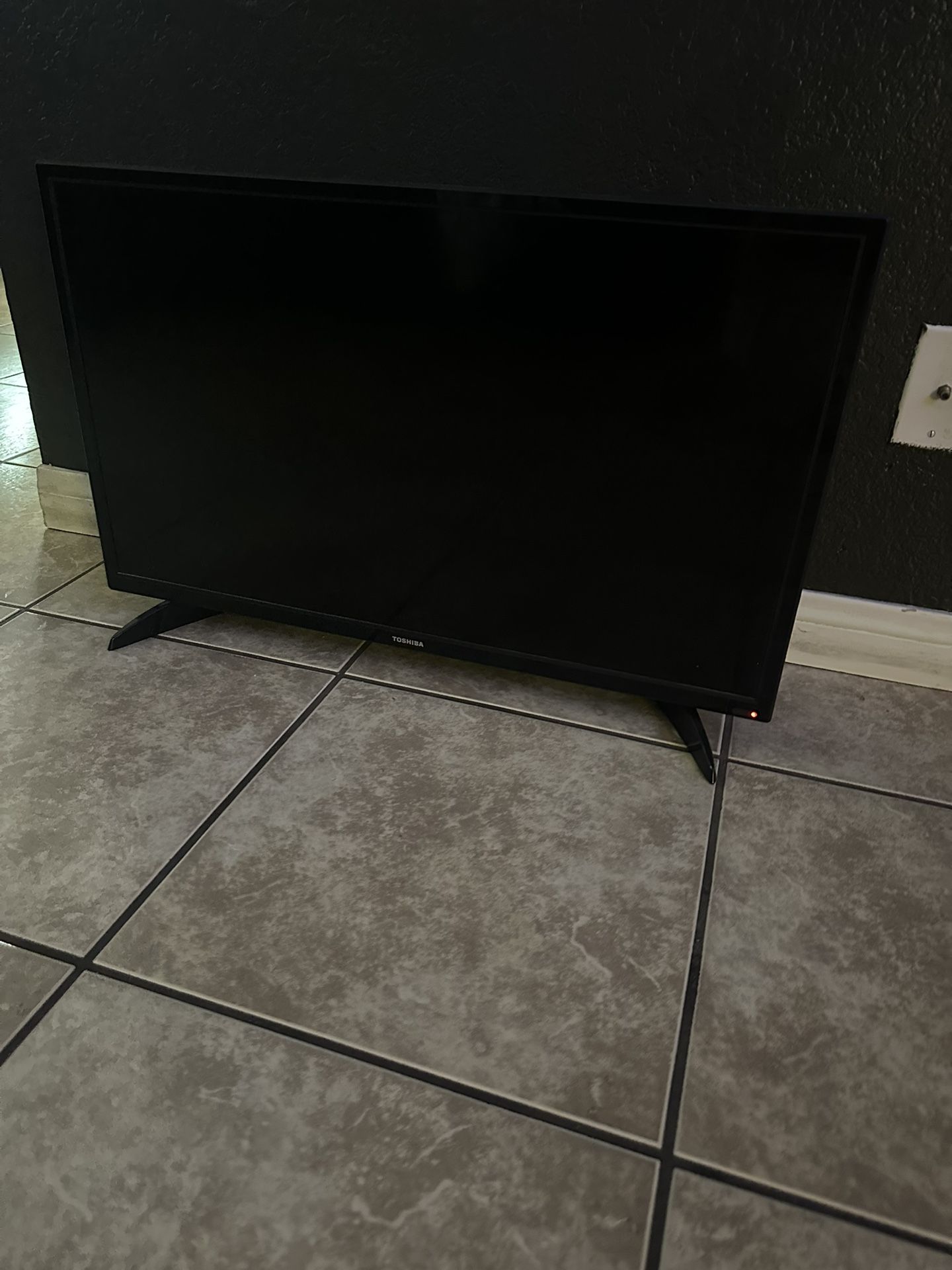 32inch 4K Toshiba Smart TV