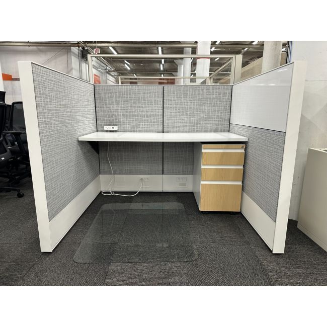 Haworth Compose Cubicle (4'D x 5'W x 50"H)