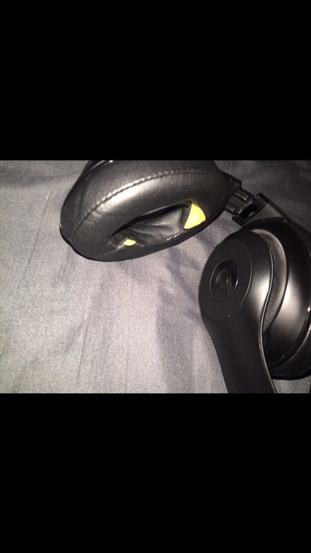 Beats studio 2