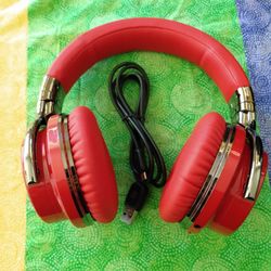 COWIN ACTIVE NOISE CANCELING HEADPHONES BLUETOOTH W/MIC. DEEP BASS WIRELESS 30 HOURS PLAYTIME OVER EAR HEADPHONES