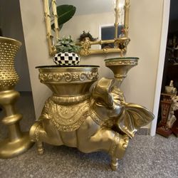 Very  Gorgeous  Elephant Table &  the Mirror