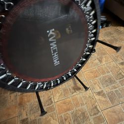 Bauncing Trampolín For Exercise 