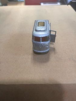 Matchbook number 34 Volkswagen camper van with low rise roof by Lindsey