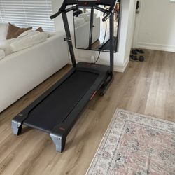 treadmill in perfect condition