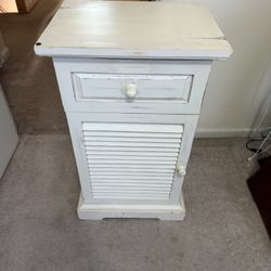 Pier One Side Table 