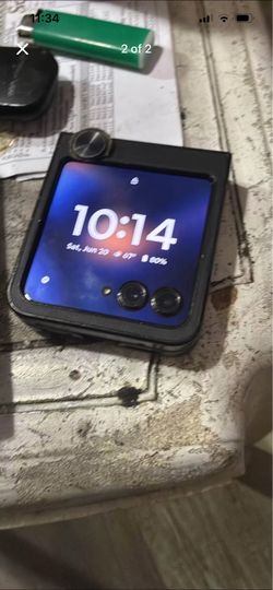 Motorola  razor 2025
