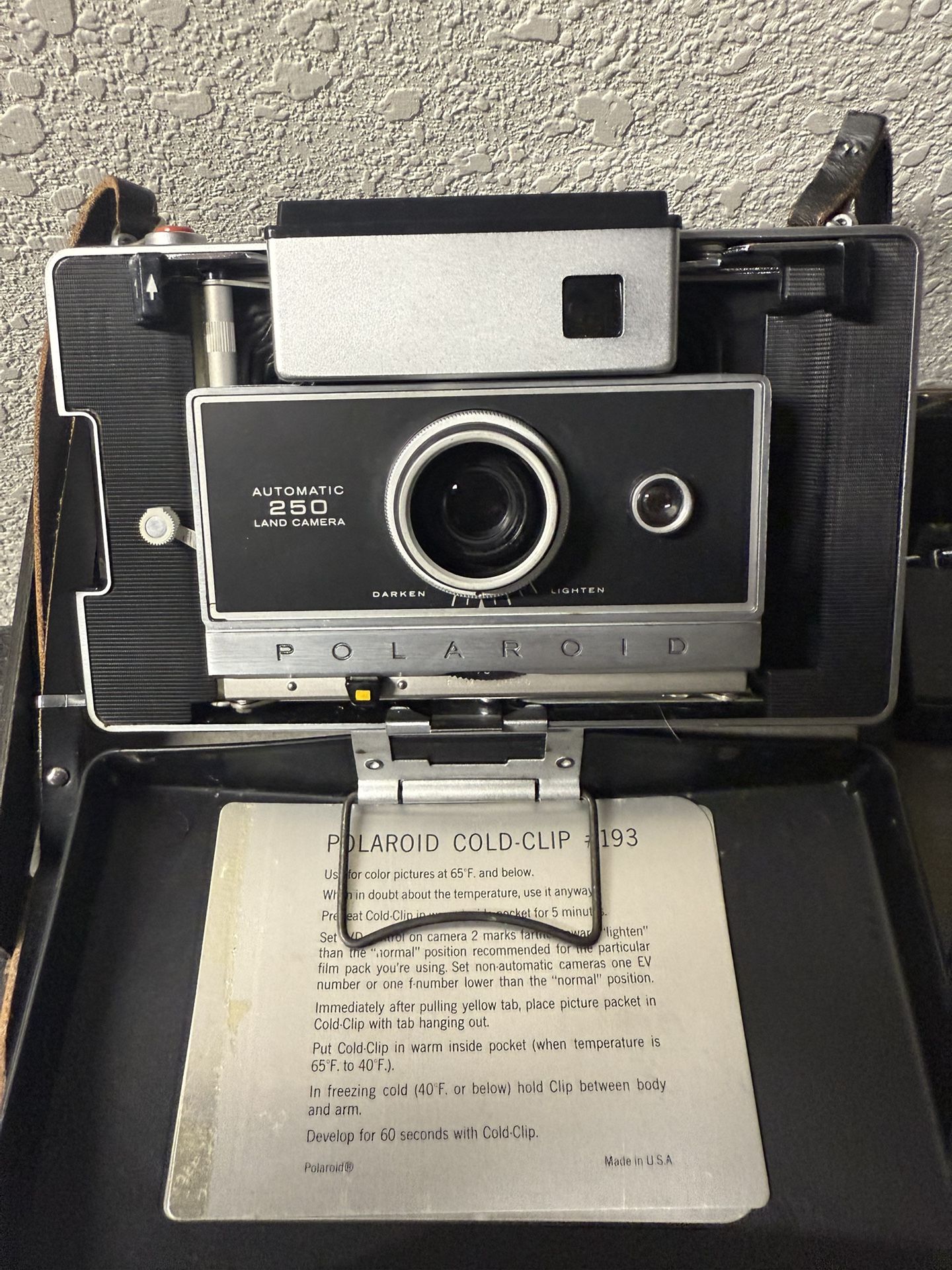 VINTAGE POLAROID AUTOMATIC 250 - www.ice4pros.com.br display picture 1