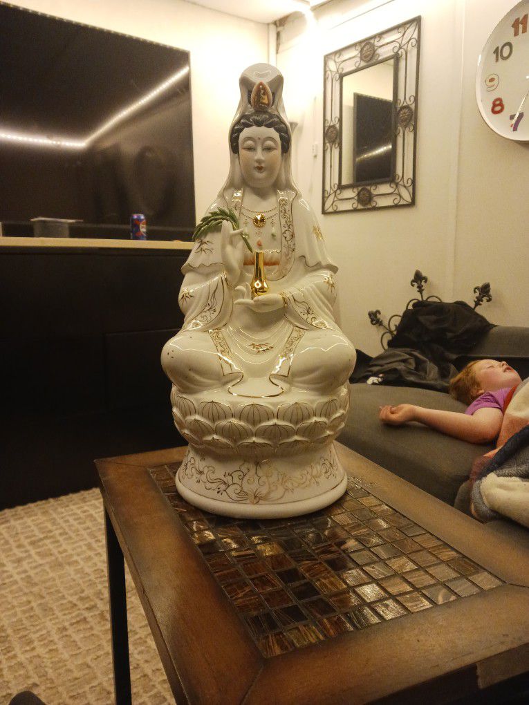 Guan Yen Buddha