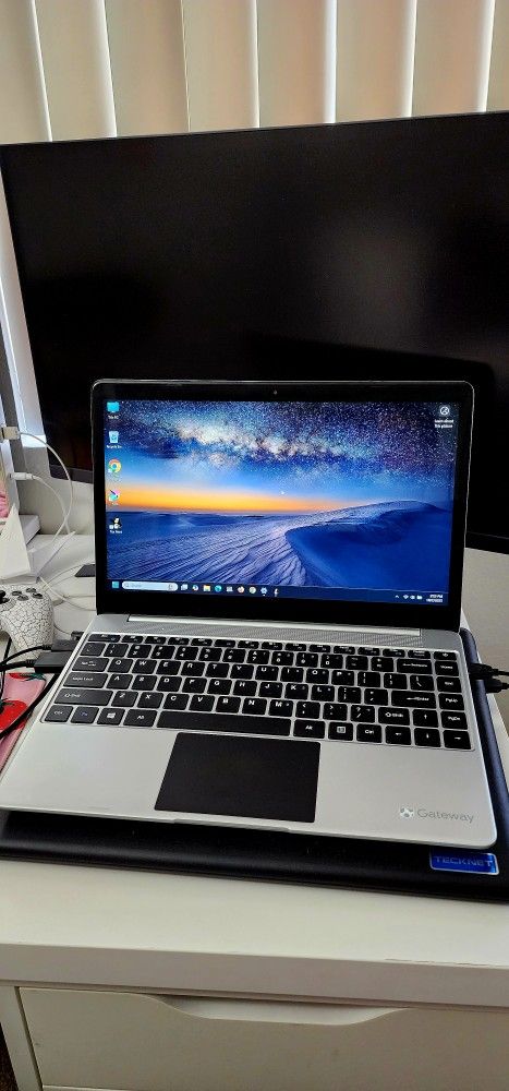 14" Gateway Laptop PC Computer - Win 11 Pro -Intel i5, 16GB RAM, 512 GB SSD