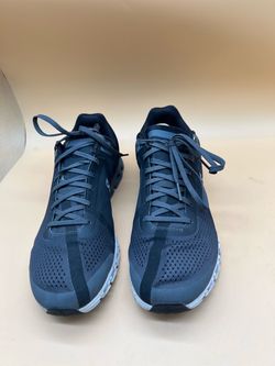 On Cloudflow 3.0 Shoes Mens 9 Gray Black Athletic Running Workout