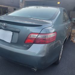 Toyota Camry XLE V6