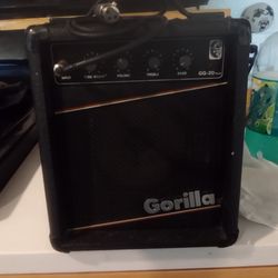 Gorilla GC-20 plus amp