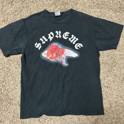 Supreme T-shirt