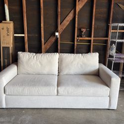 Almost New Pull Out Sleeper Sofa