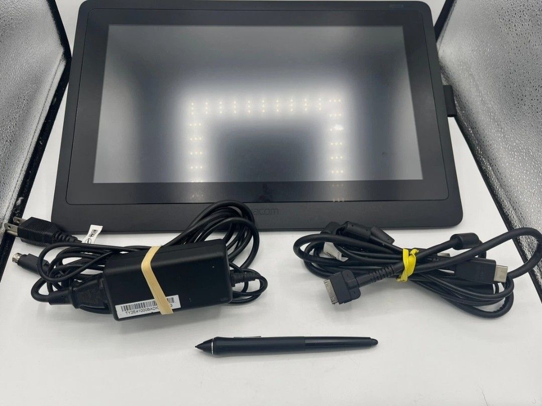 Wacom CINTIQ 16 - Tablet for ARTISTS, ANIMATORS