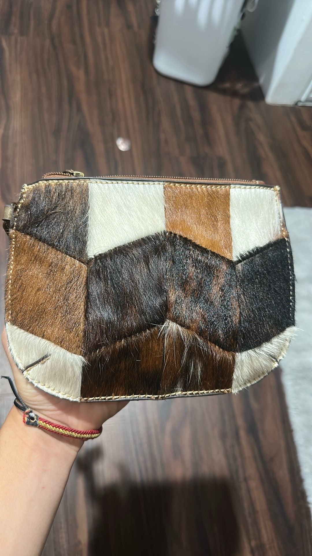 Lama Women's Cowhide Patchwork Wristlet Wallet. 