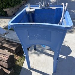 FREE Washroom sink 