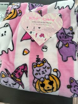 Betsy Johnson plush throw