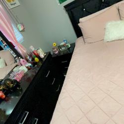 New/used Bedroom Set 