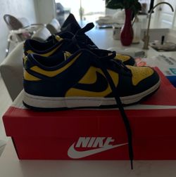 Michigan dunks