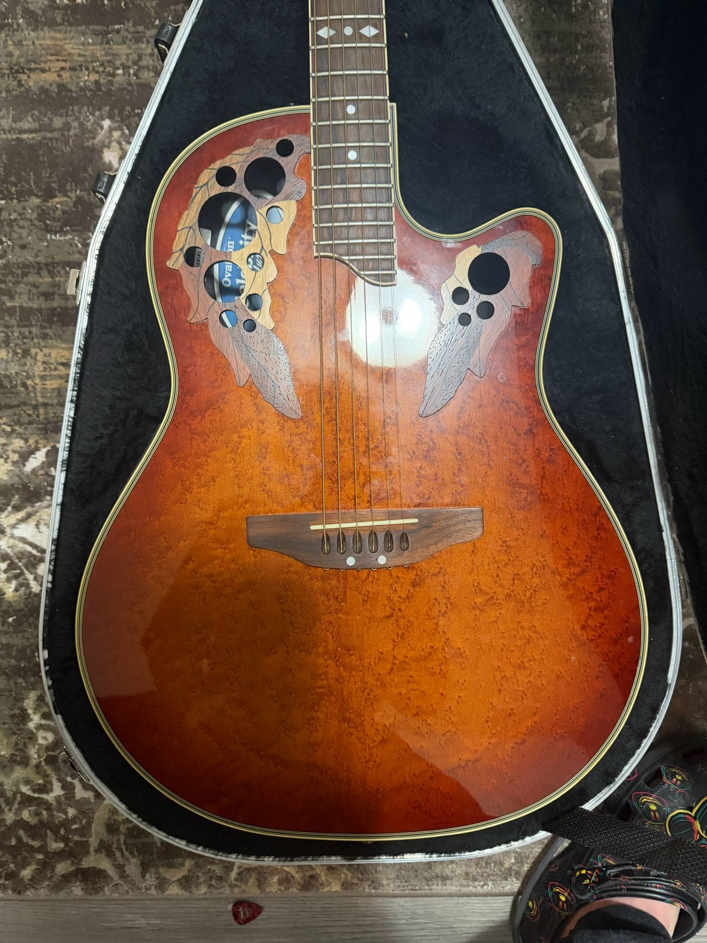 1992 Vintage Ovation Celebrity Deluxe W/Case