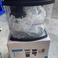 Free 2.5 Gallon Fish Tank 