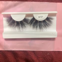 Fluffy Lashes