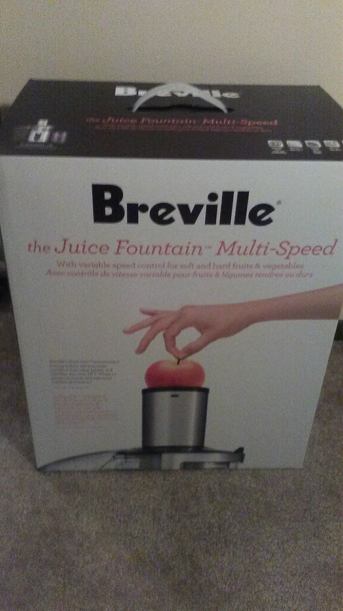 Brand new. never opened Breville BJE510XL Juice Fountain Multi-Speed 900-Watt Juicer